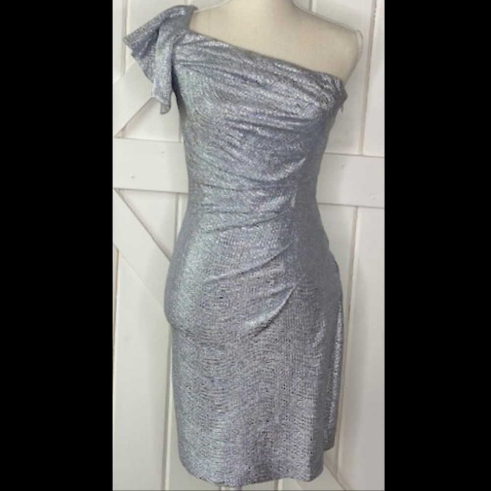 Hailey Logan by Adrianna Papell Metallic One Shoulder Dress size small